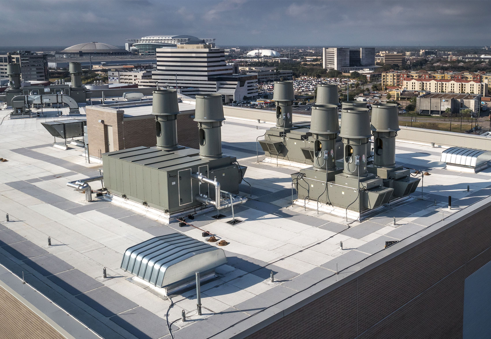 Harris-County-Institute-of-Forensic-Sciences-Rooftop-Realigned.jpg